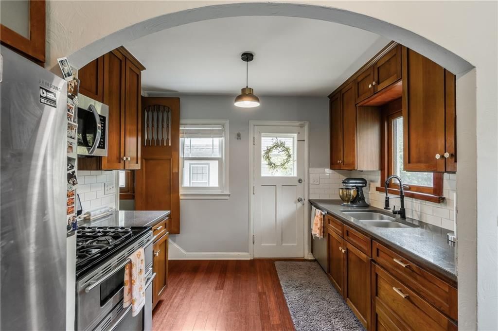 6516 Charlotte Street — photo 20