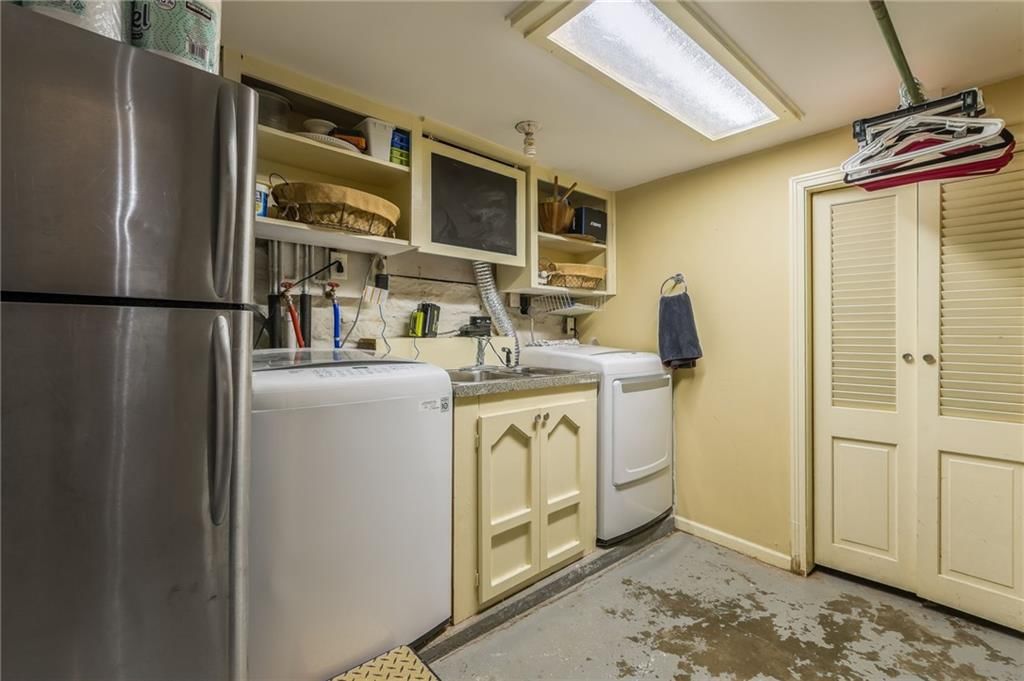 6516 Charlotte Street — photo 34