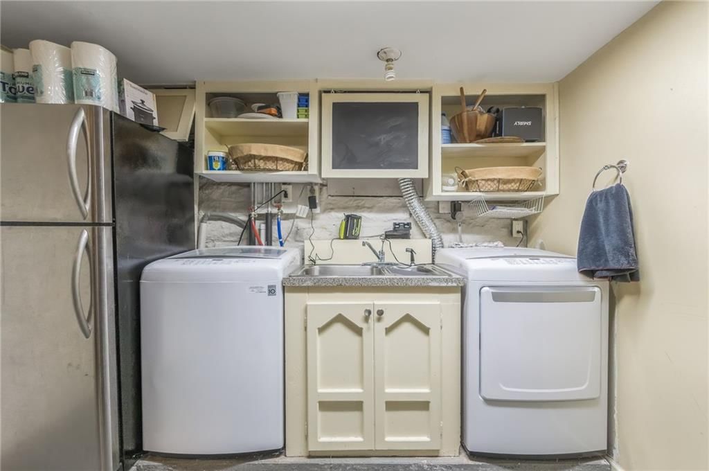 6516 Charlotte Street — photo 35
