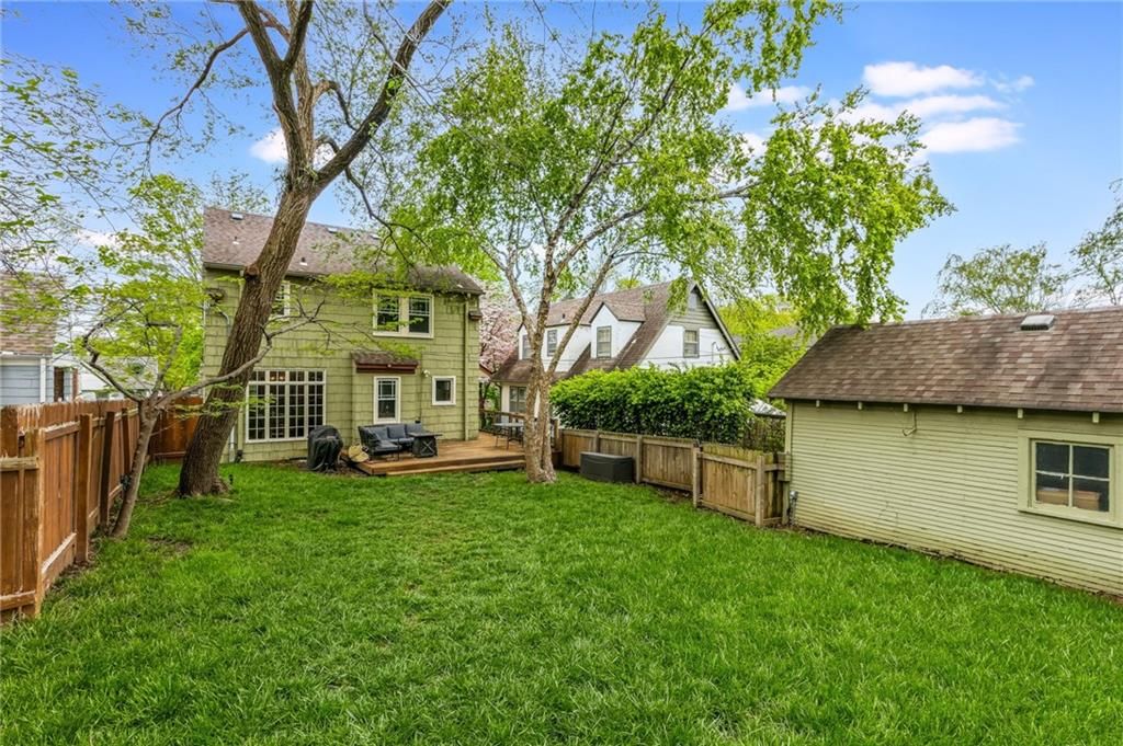 6516 Charlotte Street — photo 9