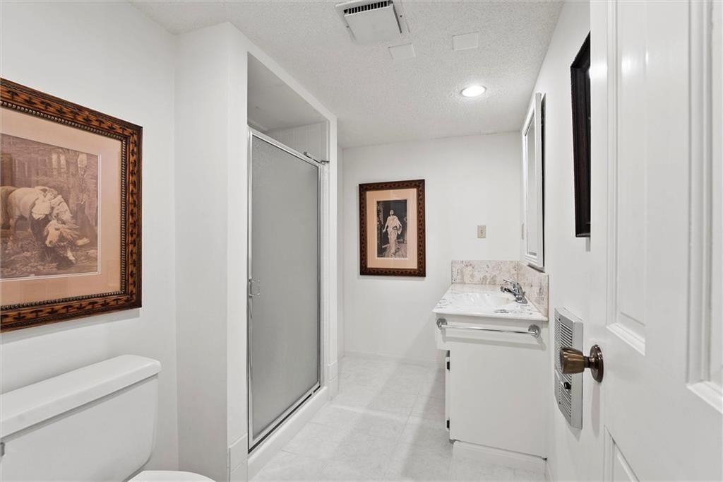 8414 Reinhardt Lane — photo 31