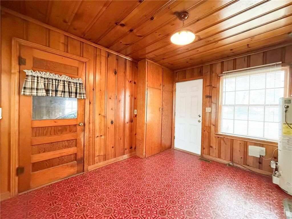 501 S Kansas Street — photo 16