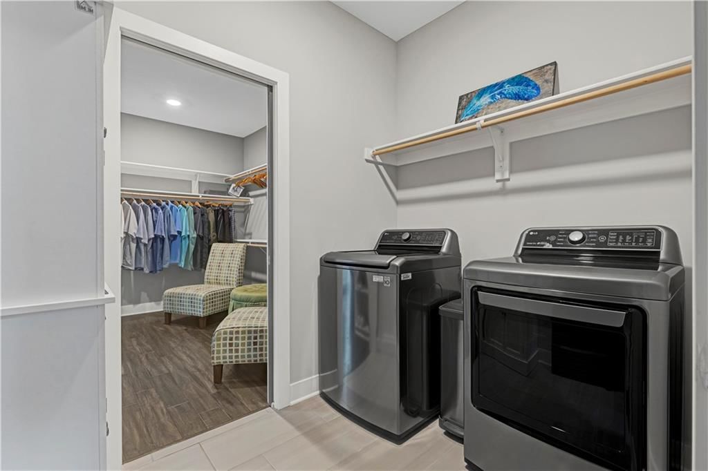 17200 Parkhill Street — photo 12