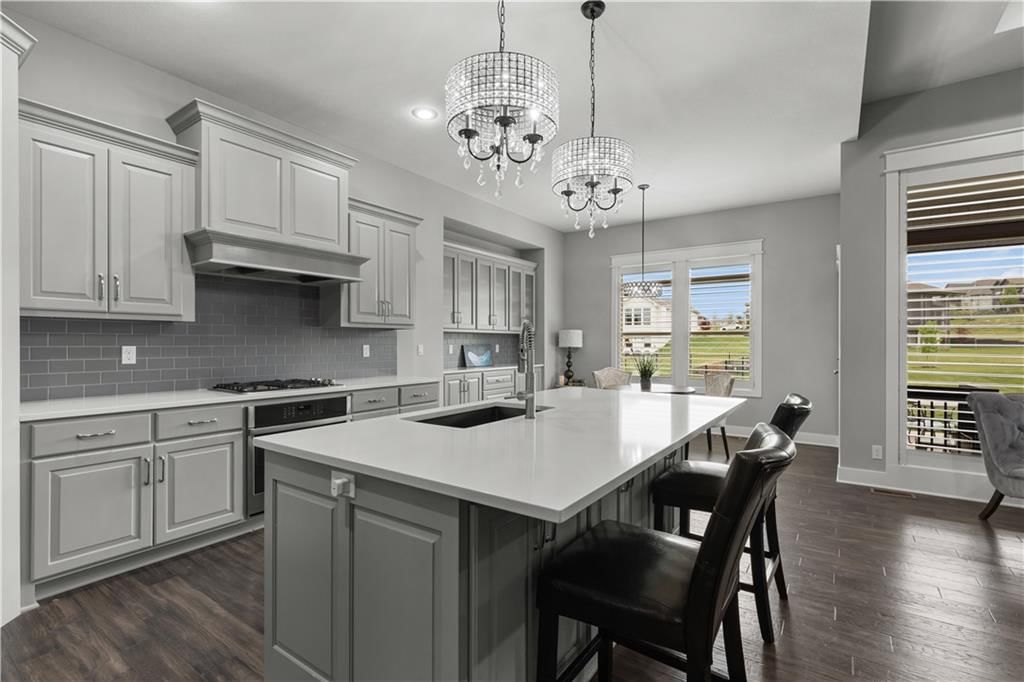 17200 Parkhill Street — photo 8