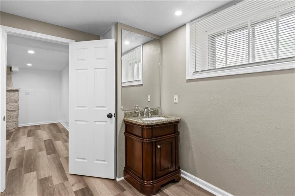 5547 Rockhill Road — photo 44