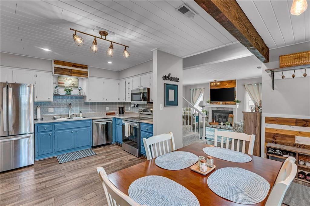 328 Stockade Street — photo 10