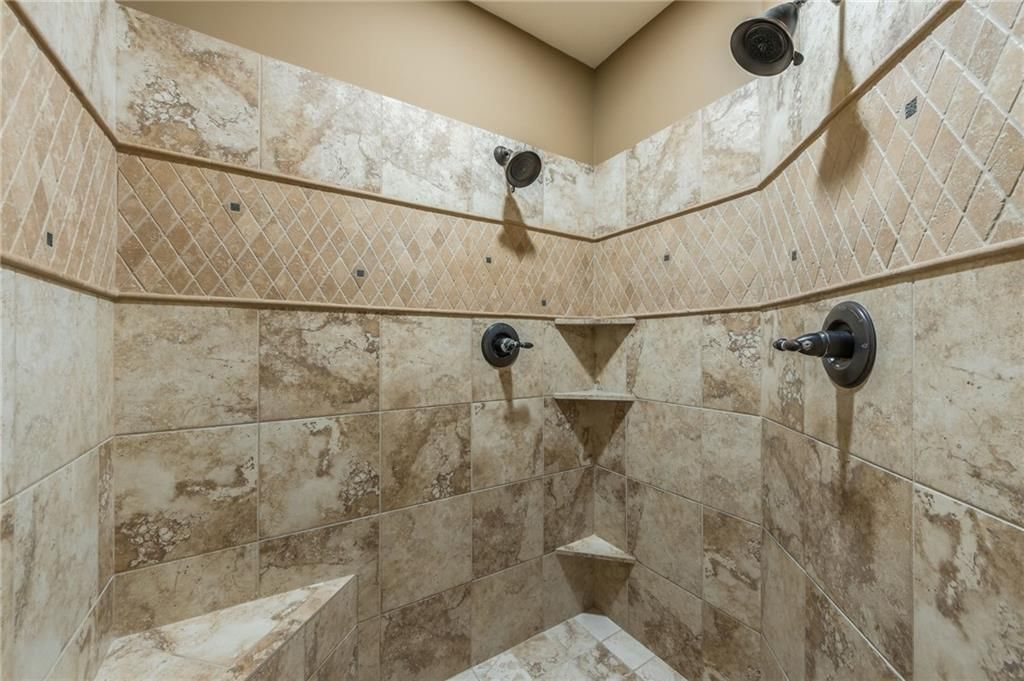 10517 NW 79th Place — photo 32