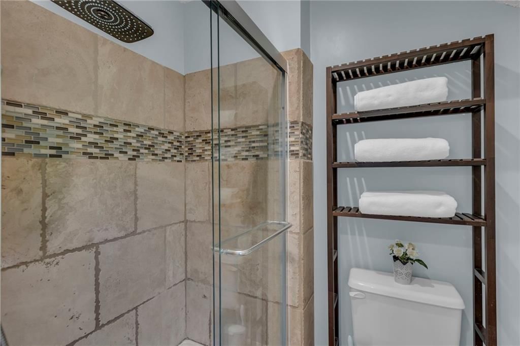 8708 W 113TH Street — photo 13