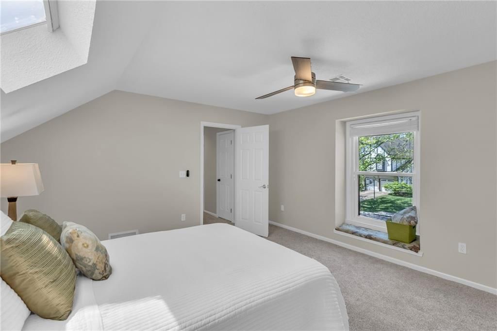 8708 W 113TH Street — photo 20