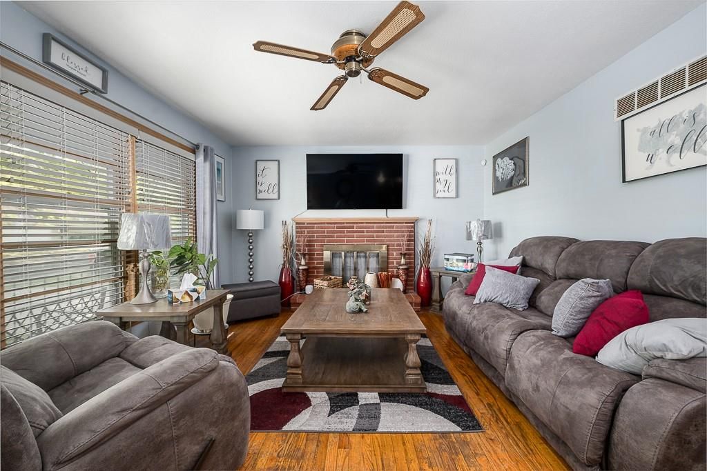 7312 Ash Avenue — photo 3