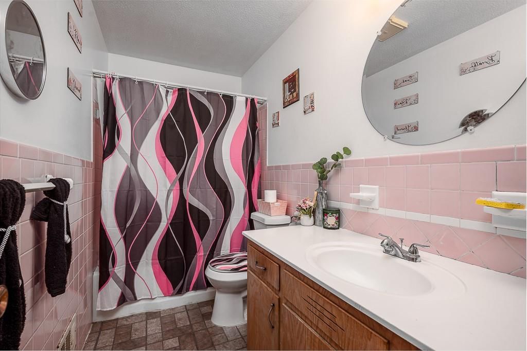 7312 Ash Avenue — photo 9