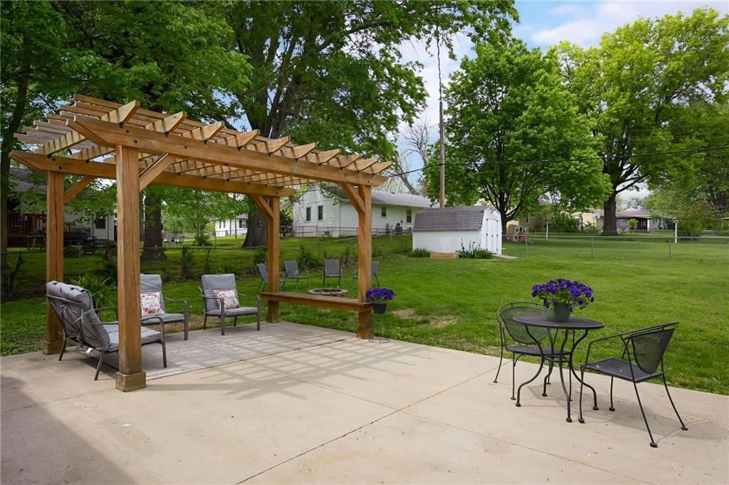 302 BROOKSIDE Drive — photo 13