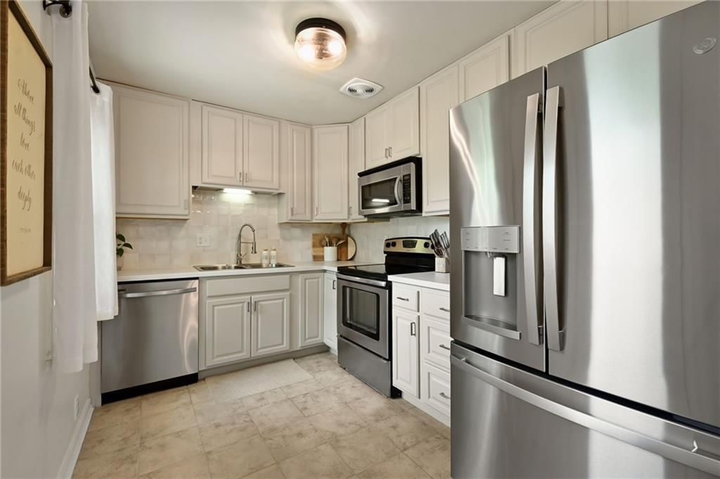302 BROOKSIDE Drive — photo 6