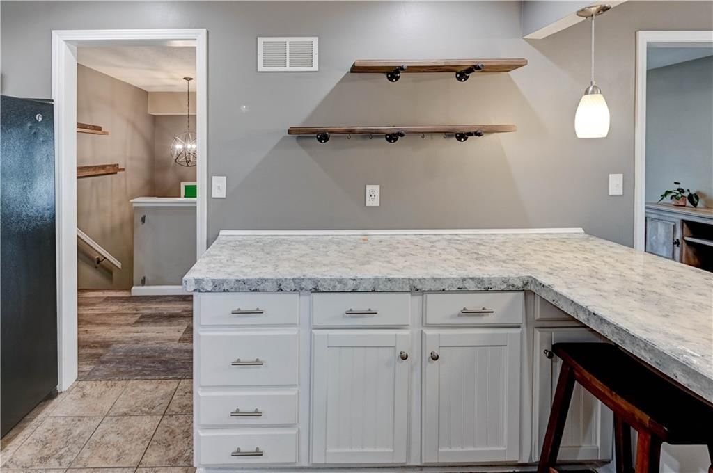 509 NE JOHNSTON Drive — photo 12