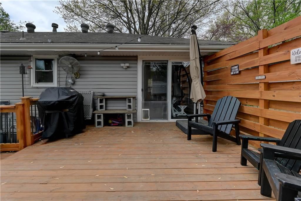 509 NE JOHNSTON Drive — photo 28