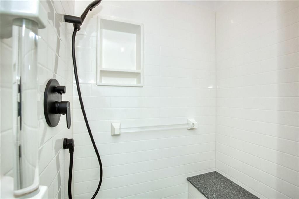 3522 Genessee Street — photo 14