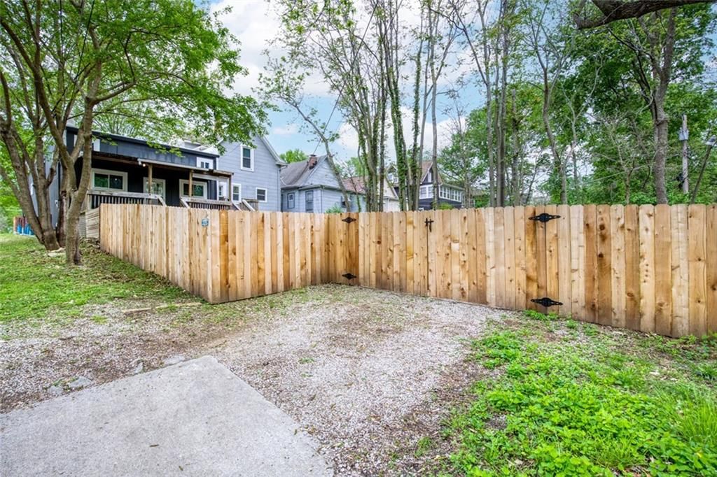 3522 Genessee Street — photo 18