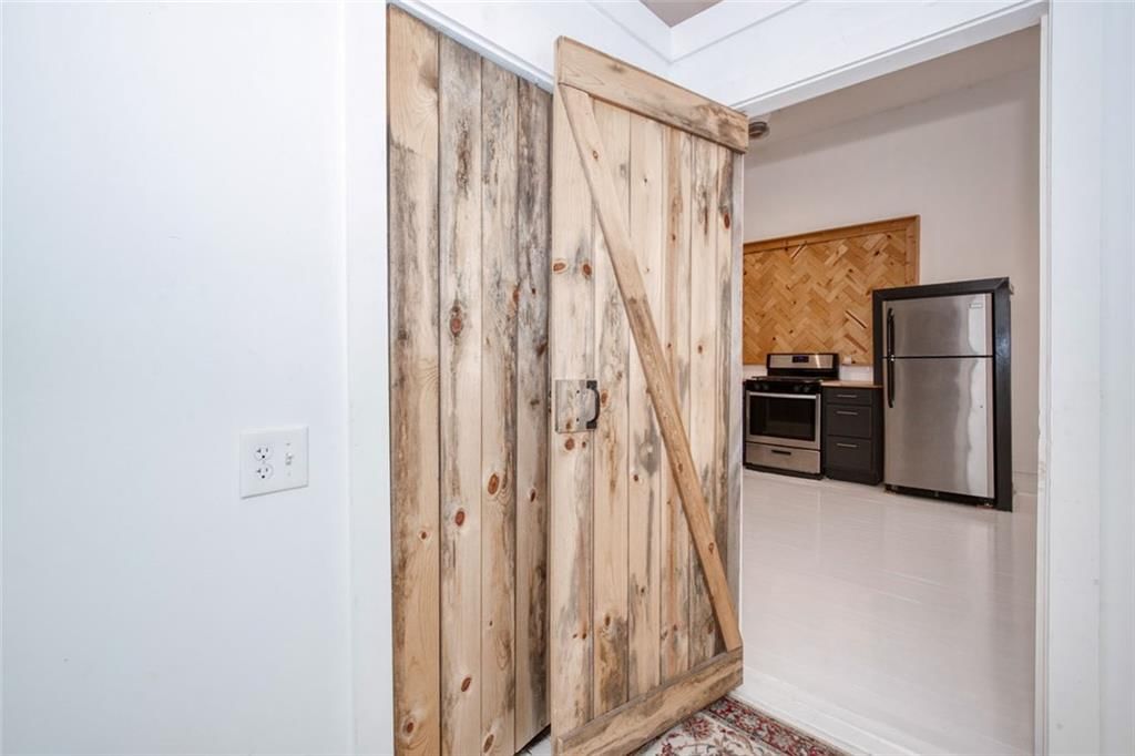 3522 Genessee Street — photo 8