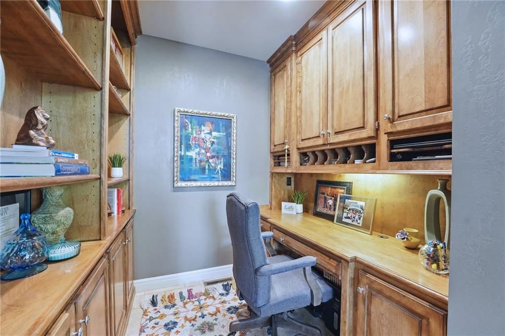 10503 W 145 Terrace — photo 15