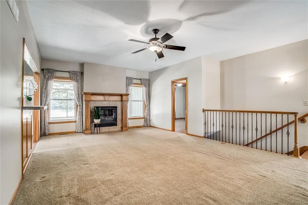 1012 SW Hoke Drive — photo 3