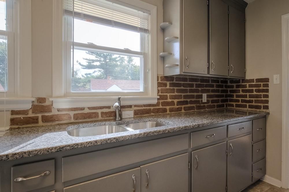 9720 E 35th Street — photo 13
