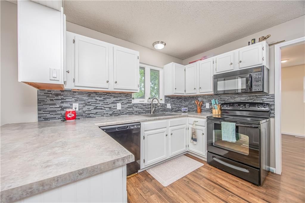 417 N Julia Street — photo 9