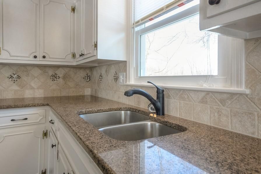 603 NE Green Street — photo 10