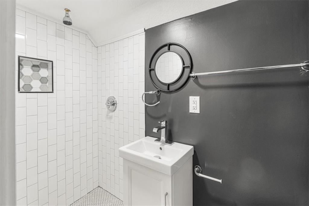 307 N 15TH Street — photo 30