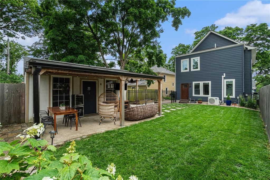 4417 Genessee Street — photo 27