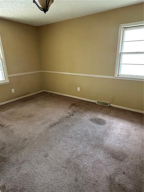 12704 Sycamore Avenue — photo 9