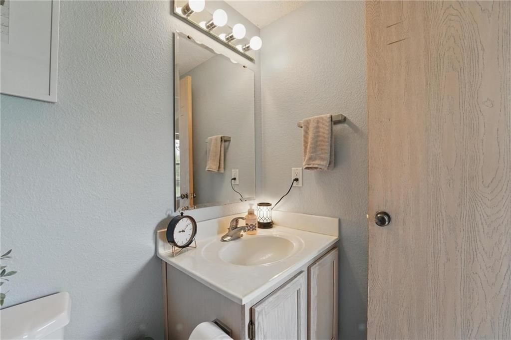 5525 NW Moonlight Meadow Drive — photo 15
