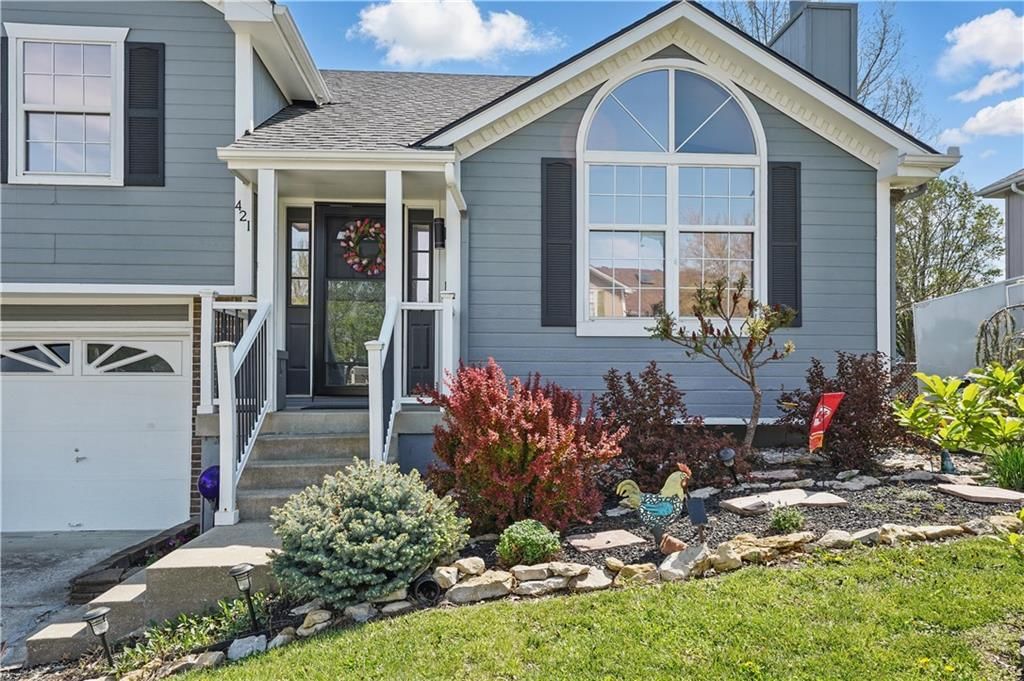 421 Hamilton Lane — photo 2