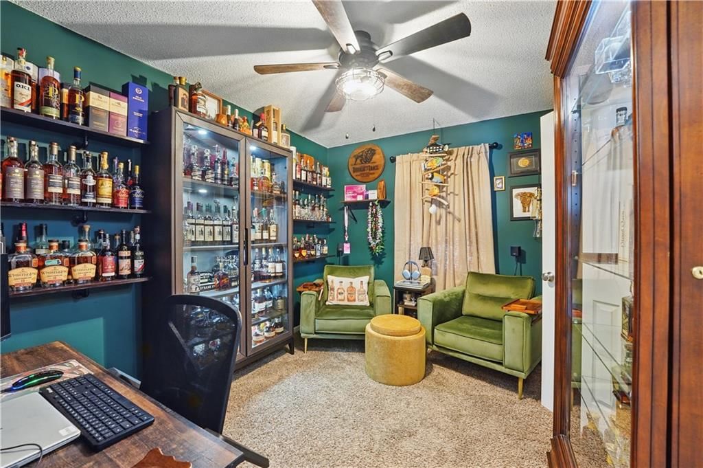 421 Hamilton Lane — photo 15