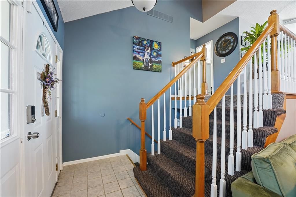 421 Hamilton Lane — photo 4