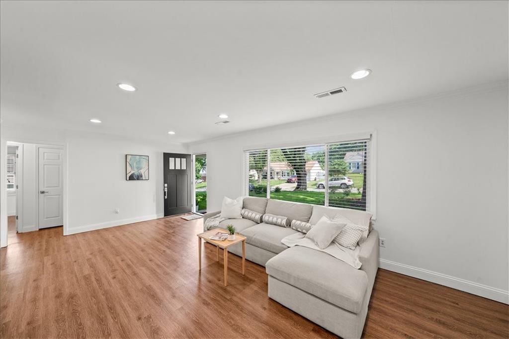 2701 W 75th Place — photo 6