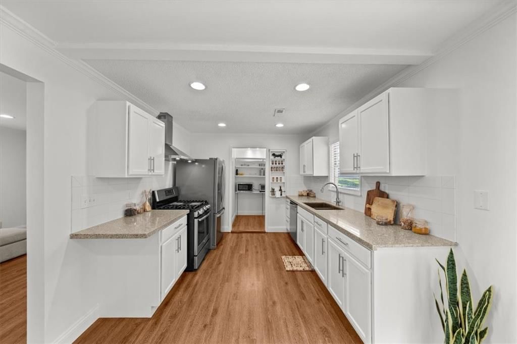 2701 W 75th Place — photo 9