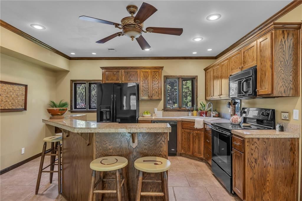 415 W Franklin Street — photo 14