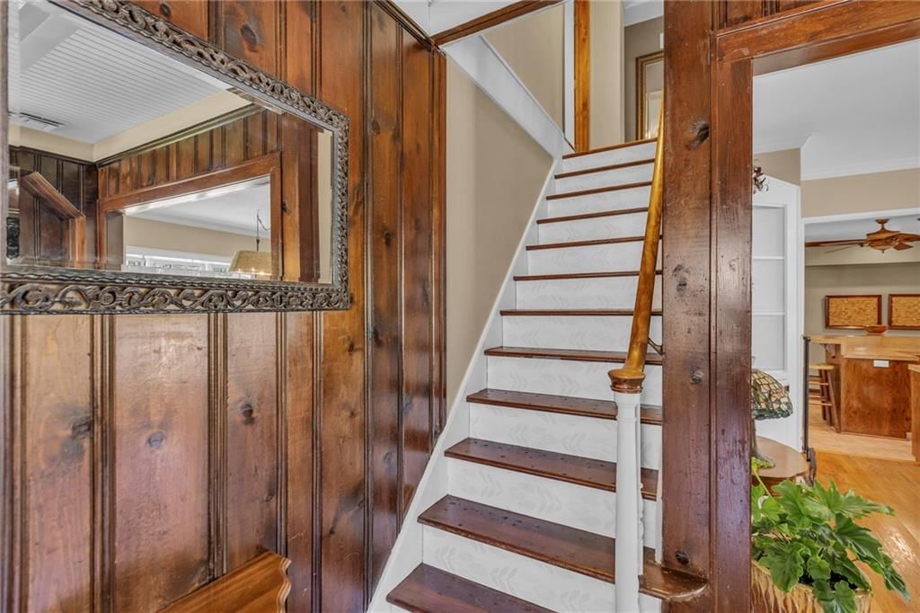 415 W Franklin Street — photo 23