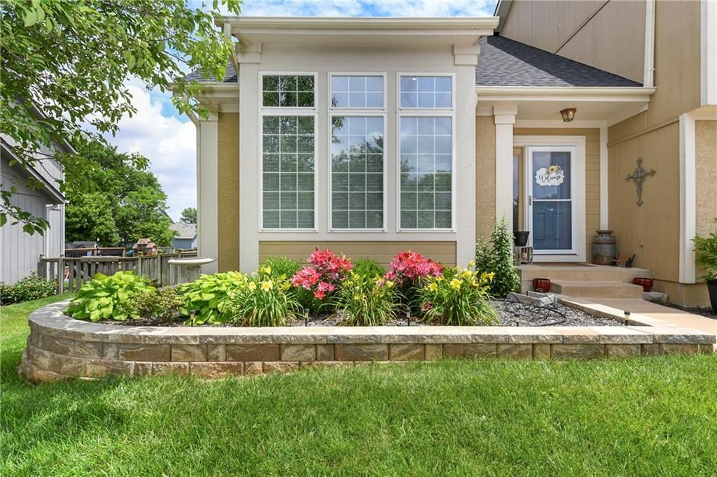 5329 Lewis Court — photo 2