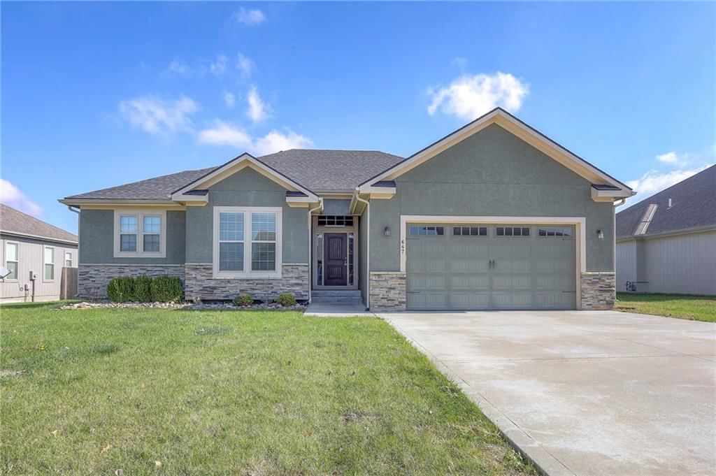 647 SW Crestview Drive, Grain Valley, MO