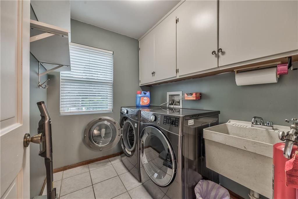 4523 Woodstock Street — photo 13