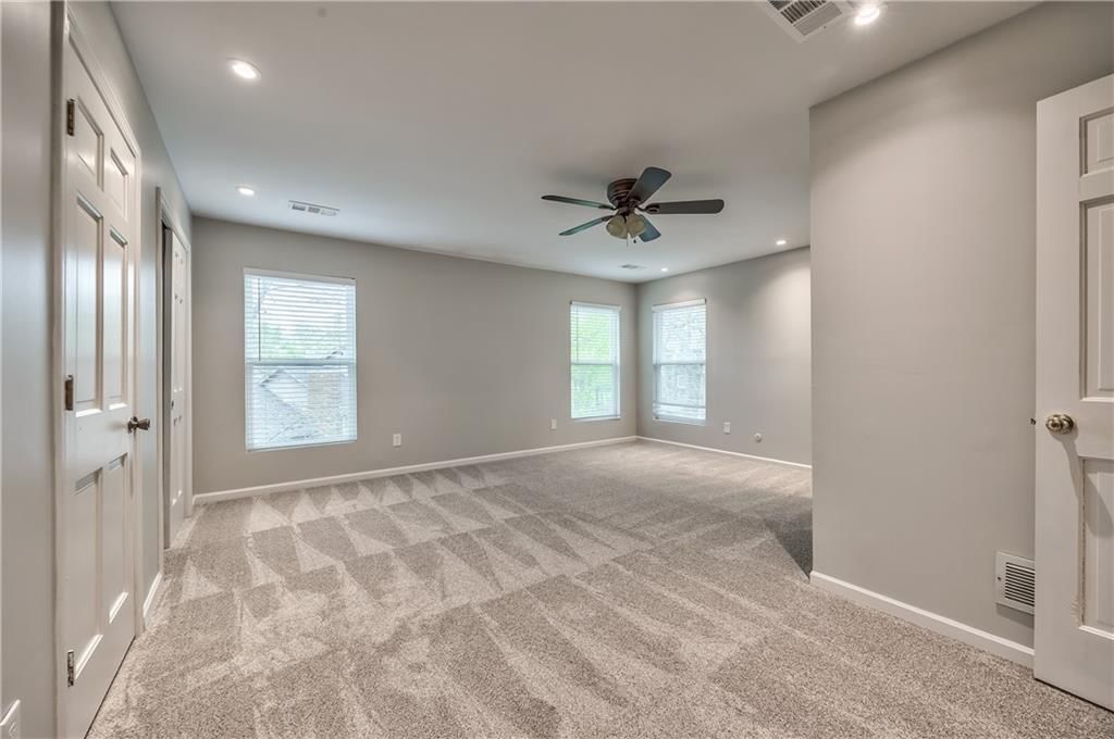 4523 Woodstock Street — photo 15