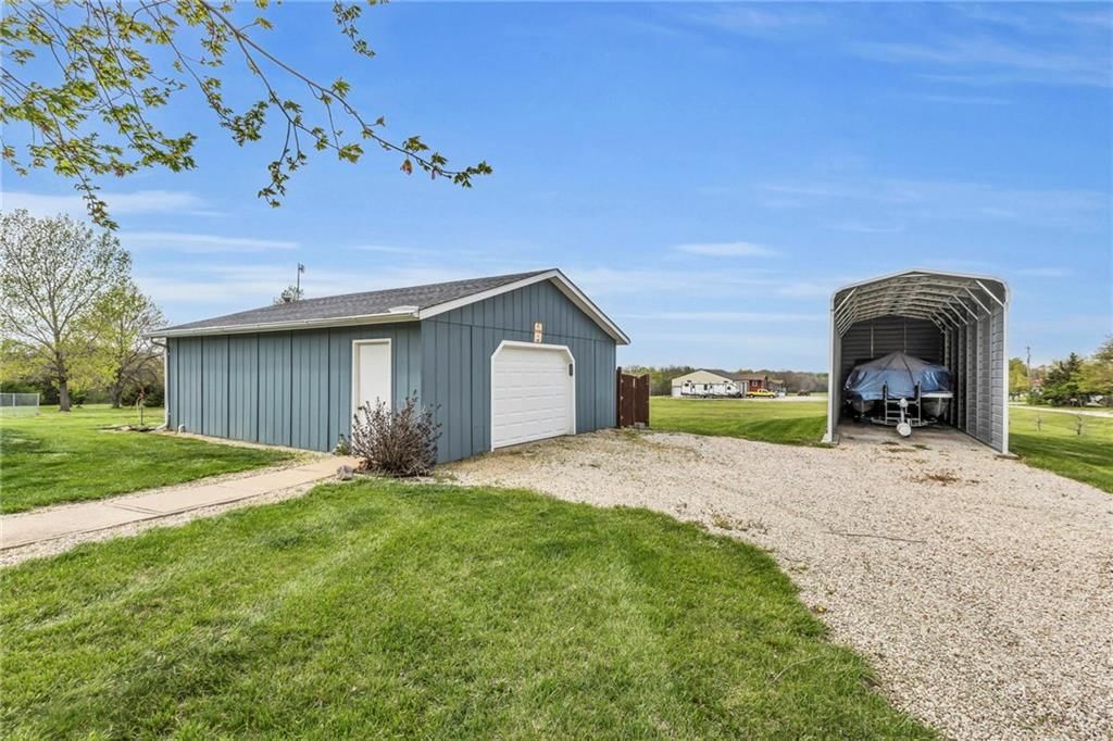 22877 Kraft Drive — photo 4