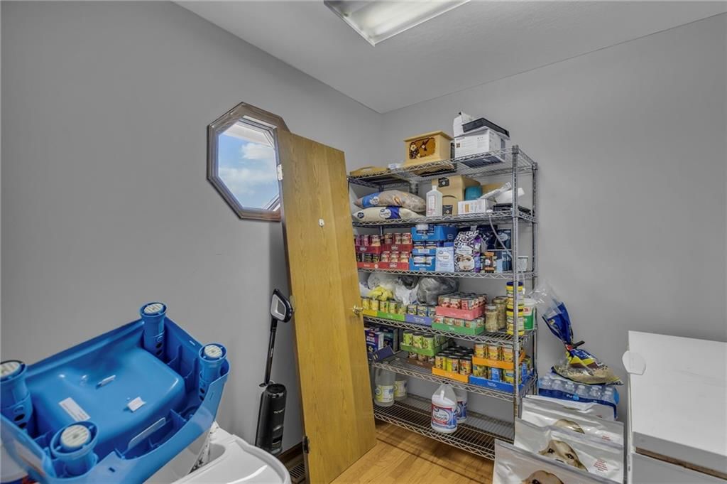 22877 Kraft Drive — photo 34