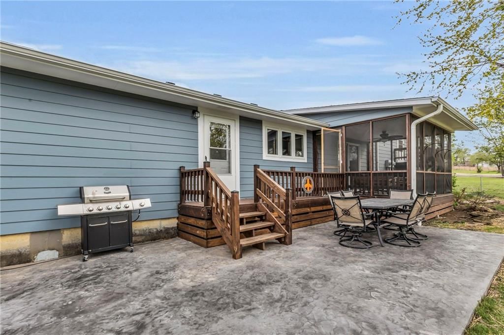 22877 Kraft Drive — photo 41