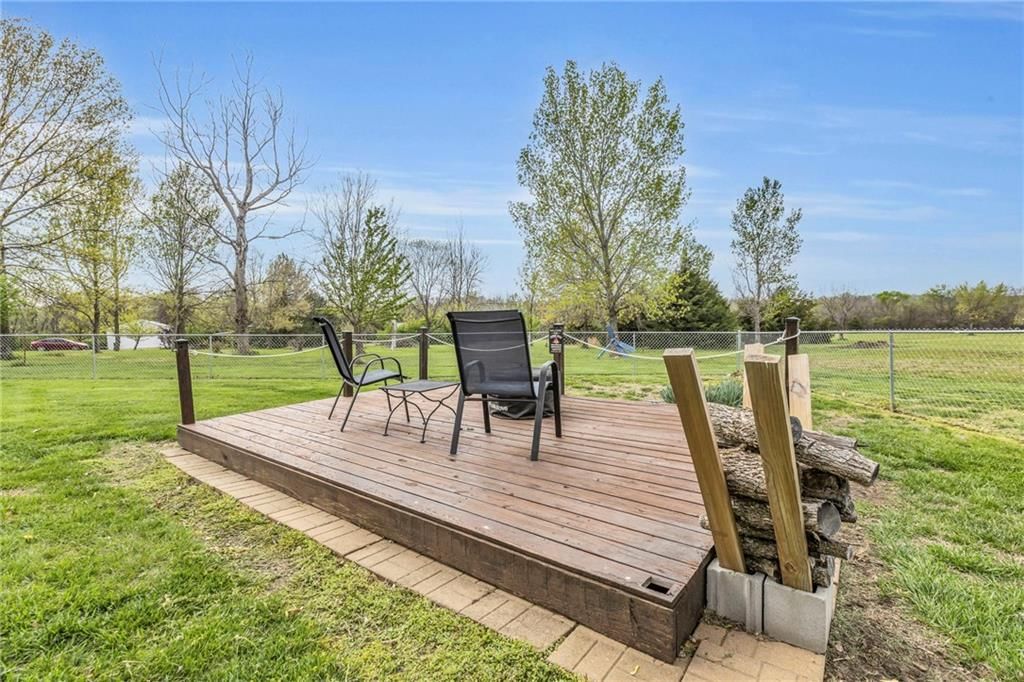 22877 Kraft Drive — photo 43