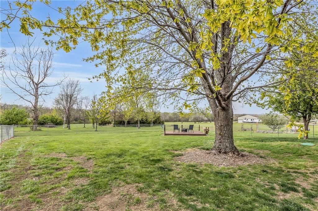 22877 Kraft Drive — photo 44