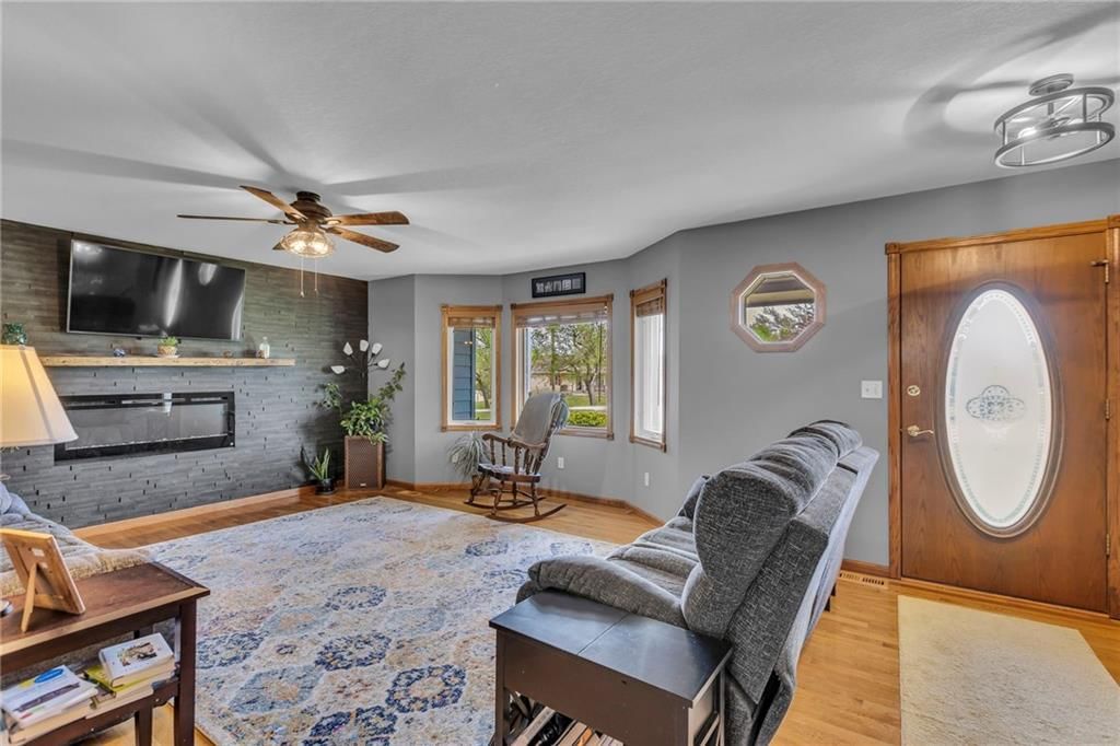 22877 Kraft Drive — photo 6