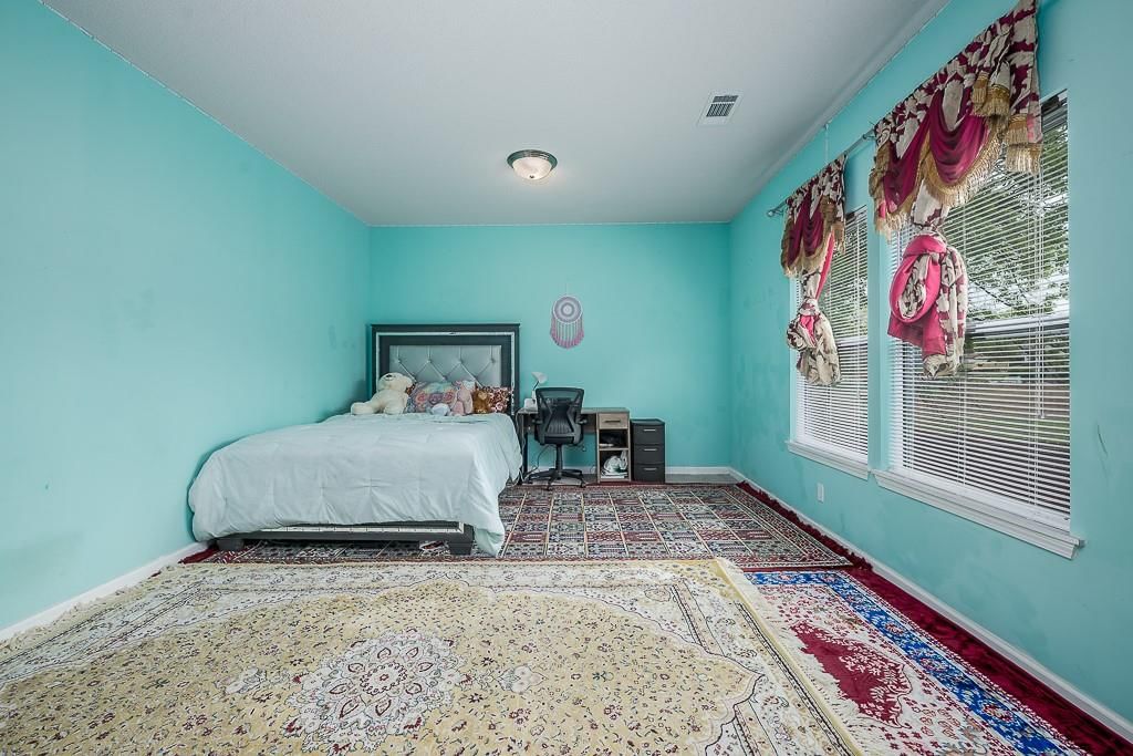 1133 ARMSTRONG Avenue — photo 17