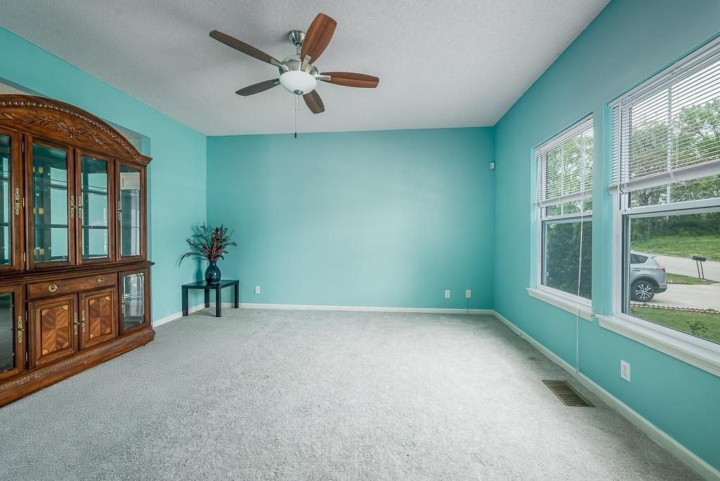 1133 ARMSTRONG Avenue — photo 6